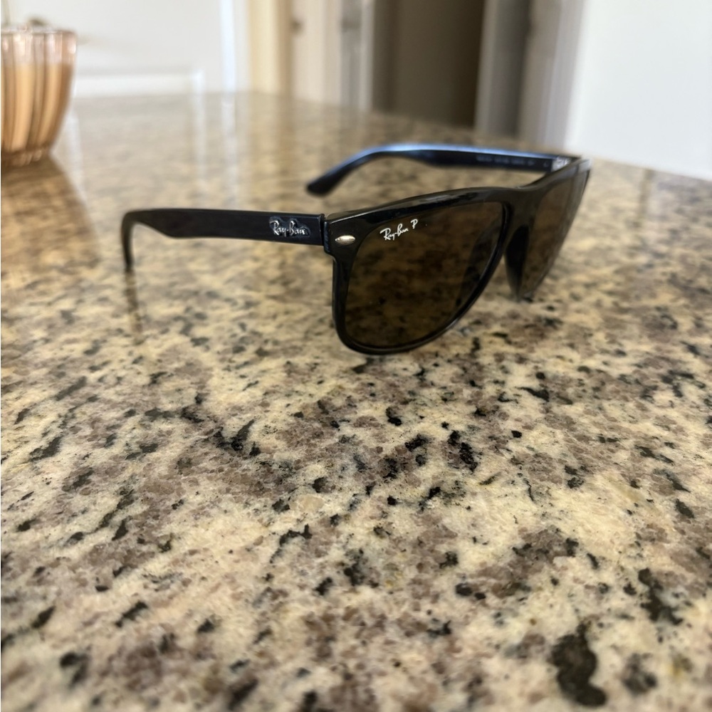 Ray-Ban Classic Black Sunglasses